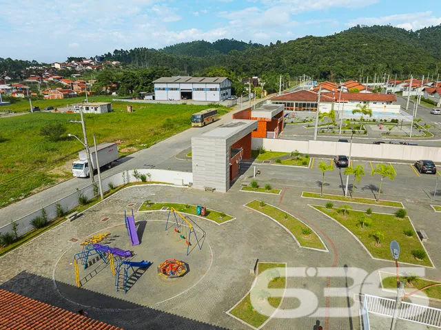 Viva um Sonho no Condomínio Encantado em Araquari,