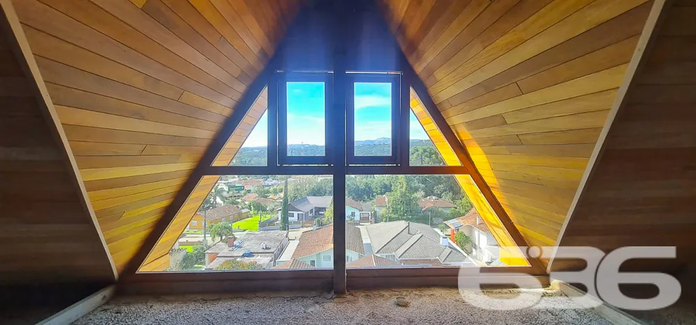 Apresentamos este espetacular apartamento, situado