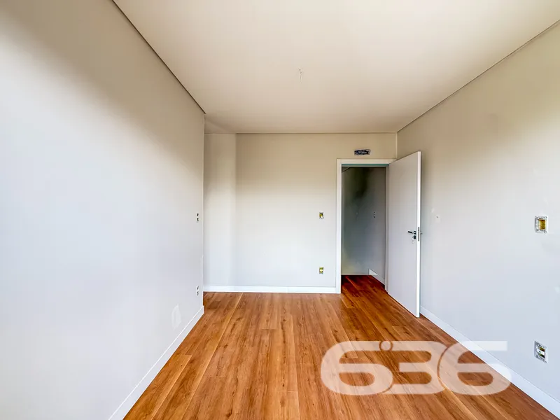 Residência sobrado à venda no Saguaçu, Joinville/S