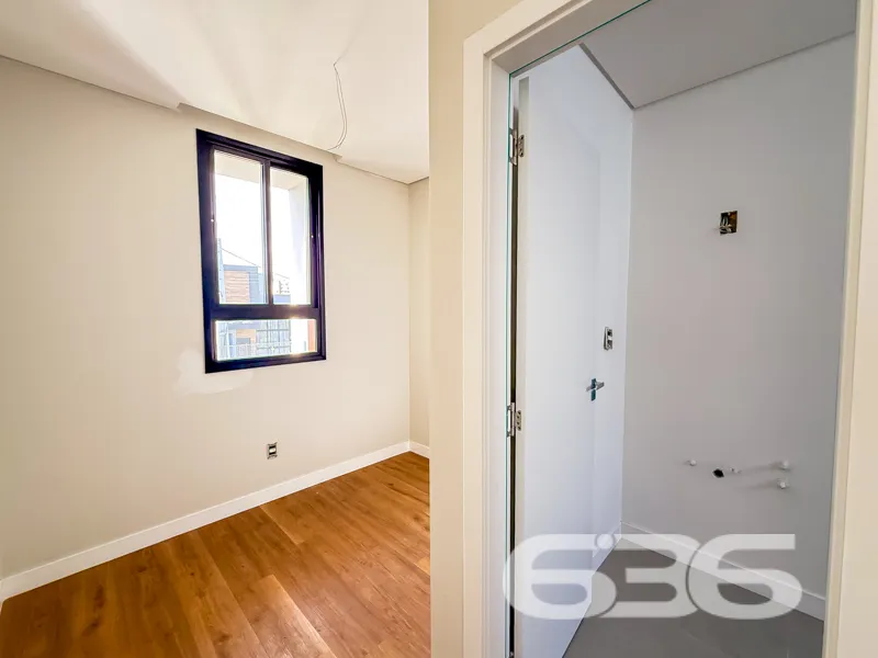 Residência sobrado à venda no Saguaçu, Joinville/S