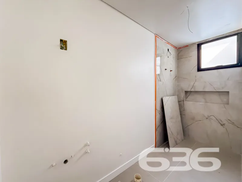 Residência sobrado à venda no Saguaçu, Joinville/S