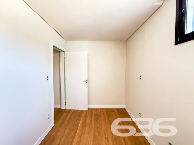 Residência sobrado à venda no Saguaçu, Joinville/S