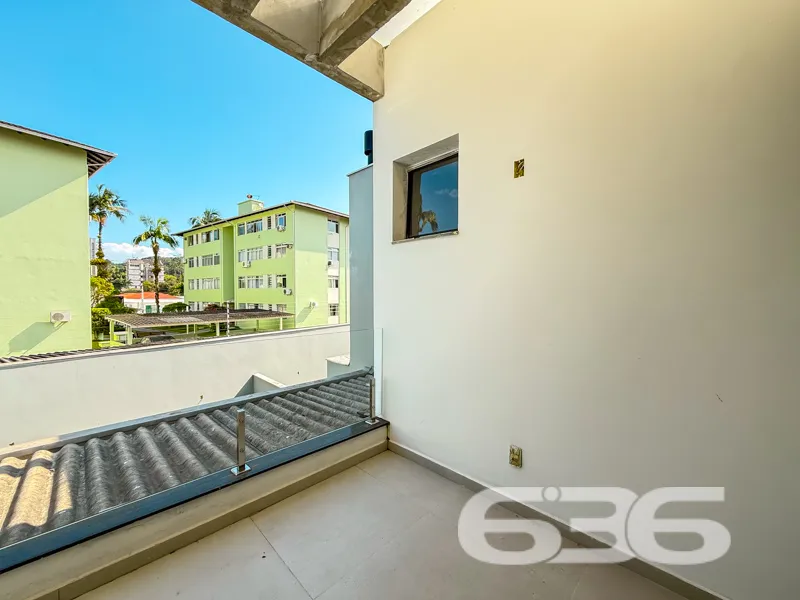 Residência sobrado à venda no Saguaçu, Joinville/S