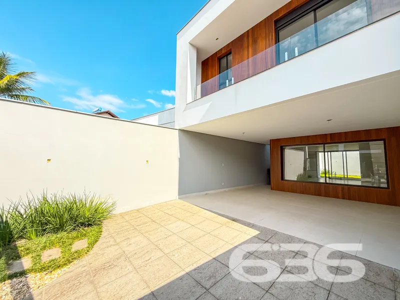 Residência sobrado à venda no Saguaçu, Joinville/S