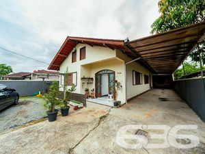 ResidĂȘncia - Paranaguamirim - Joinville