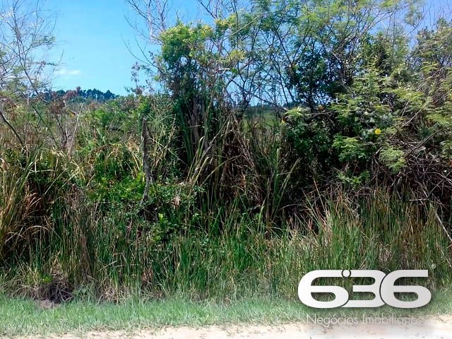 OPORTUNIDADE DE TERRENO EM BALNEÁRIO BARRA DO SUL, SANTA CATARINA
São 360m² de terreno com área muito boa para investimento, com 12m² de fundos e 30m² de lados. Terreno de topografia plana e regular, pronto para obras.
Perfeito para você que deseja começar aquela construção dos sonhos.
Localizado no bairro Pinheiros, em Balneário Barra do Sul, município de suma importância para o estado de Santa Catarina, possui inúmeras opções de lazer e passeios com maravilhosas paisagens e praias exuberantes.
Terreno localizado no Loteamento Maria Fernanda, próximo de estabelecimentos e comércios de grande utilidade diária como, mercado, restaurante, pousada e outros serviços. Com fácil acesso para a rodovia SC-415, há cerca de 680 metros de distância da lagoa Maria Fernanda.
Gostou? Então agende já sua visita com um de nossos corretores e saiba mais sobre esse vantajoso e oportuno investimento.
Esperamos por você!!!
Fale conosco:
Telefone: (47) 3448-3636
WhatsApp: (47) 99190-0636
Imobiliária 636.