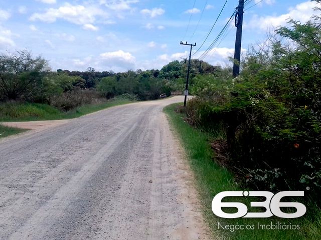 OPORTUNIDADE DE TERRENO EM BALNEÁRIO BARRA DO SUL, SANTA CATARINA
São 360m² de terreno com área muito boa para investimento, com 12m² de fundos e 30m² de lados. Terreno de topografia plana e regular, pronto para obras.
Perfeito para você que deseja começar aquela construção dos sonhos.
Localizado no bairro Pinheiros, em Balneário Barra do Sul, município de suma importância para o estado de Santa Catarina, possui inúmeras opções de lazer e passeios com maravilhosas paisagens e praias exuberantes.
Terreno localizado no Loteamento Maria Fernanda, próximo de estabelecimentos e comércios de grande utilidade diária como, mercado, restaurante, pousada e outros serviços. Com fácil acesso para a rodovia SC-415, há cerca de 680 metros de distância da lagoa Maria Fernanda.
Gostou? Então agende já sua visita com um de nossos corretores e saiba mais sobre esse vantajoso e oportuno investimento.
Esperamos por você!!!
Fale conosco:
Telefone: (47) 3448-3636
WhatsApp: (47) 99190-0636
Imobiliária 636.