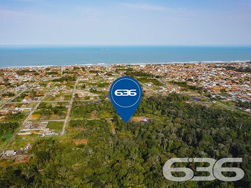 TERRENO Á VENDA NO BAIRRO SALINAS, EM BALNEÁRIO BARRA DO SUL, SANTA CATARINA - PEGA VEÍCULO NO NEGÓCIO
São 396m² de terreno, sendo 12m² de frente e 33m² de lado, terreno em boas condições, em rua aberta e pronto para obras. A poucos metros da praia, perfeito para você que busca construir aquela tão sonhada casa de verão!
Localizado no bairro Salinas de um dos municípios mais atraentes de Santa Catarina, Balneário Barra do Sul é conhecido pelas suas paisagens fantásticas, praias exuberantes e inúmeras opções de lazer, excelente para quem procura por sossego ou quer se aventurar pelas famosas ilhas e trilhas da região.
Agende já sua visita com um de nossos corretores e saiba mais sobre essa ótima oportunidade de adquirir um vantajoso espaço no litoral catarinense.
Esperamos por você!!!
Fale conosco:
IMOBILIÁRIA 636.
Telefone: (47) 3448-3636
WhatsApp: (47) 99190-0636