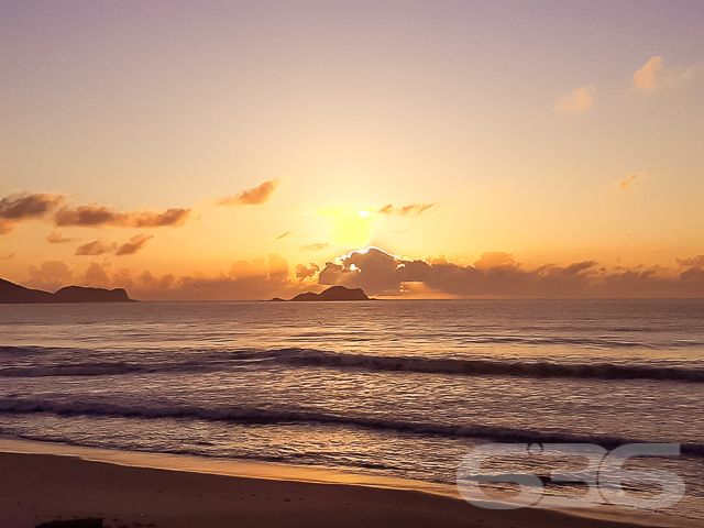 VENDE-SE LOTE NO BAIRRO SALINAS EM BALNEÁRIO BARRA DO SUL

Adquira seu imóvel na praia por um preço extremamente acessível. Temos diversas alternativas de financiamento com parcelas que cabem no seu orçamento!

Este é um excelente terreno, localizado a somente 1 km de distância da praia e a 5 km da lagoa Maria Fernanda, onde também usufrui da proximidade de mercados, panificadoras, lanchonetes, restaurantes e comércios em geral. O terreno detém 330m² de extensão, sendo 10 metros de frente.

Ficou interessado? O que você está esperando!? Entre já em contato conosco e agende sua visita para conhecer pessoalmente este lote! Você pode se apaixonar!

Consulte um de nossos corretores e saiba mais:
Telefone | 47 3448-3636
WhatsApp | 47 99190-0636

Imobiliária 636.