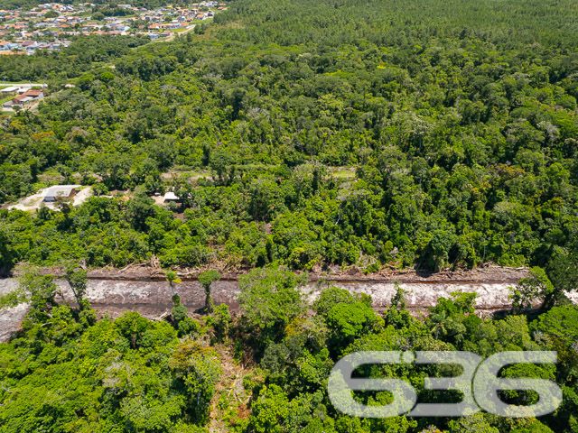 VENDE-SE TERRENO NO BAIRRO SALINAS, EM BALNEÁRIO BARRA DO SUL.
Adquira seu imóvel na praia por um preço acessível. Temos diversas alternativas de financiamento com parcelas que cabem no seu orçamento!
Este é um excelente terreno, localizado a somente 1 km de distância da praia e a 5 km da lagoa Maria Fernanda, onde também usufrui da proximidade de mercados, panificadoras, lanchonetes, restaurantes e comércios em geral. O terreno detém 300m² de extensão, sendo 10m de frente.
Ficou interessado? O que você está esperando!? Entre já em contato conosco e agende sua visita para conhecer pessoalmente este imóvel! Você pode se apaixonar!
Consulte um de nossos corretores e saiba mais:
Telefone | 47 3448-3636
WhatsApp | 47 99190-0636
Imobiliária 636.