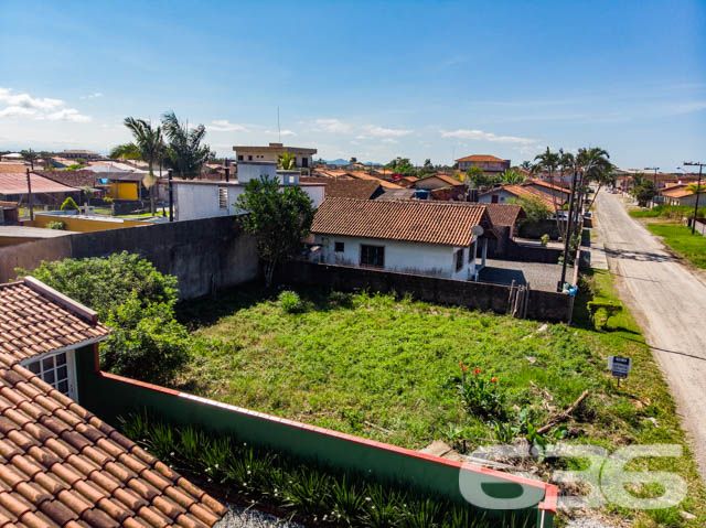 VENDE-SE LOTE NO CENTRO DE BALNEÁRIO BARRA DO SUL
Situando-se no coração de uma das mais belas praias do Norte catarinense, este excelente lote se beneficia não só da proximidade da praia e da lagoa Maria Fernanda, mas também de restaurantes, lanchonetes, posto de gasolina, mercados, bancos, posto de saúde e estabelecimentos comerciais em geral. É o lugar ideal para você construir a casa na praia dos seus sonhos ou posicionar seu empreendimento comercial!
Ficou interessado? O que você está esperando!? Entre já em contato conosco e agende sua visita para conhecer pessoalmente este imóvel! Você pode se apaixonar!
Consulte um de nossos corretores e saiba mais:
Telefone | 47 3448-3636
WhatsApp | 47 99190-0636
Imobiliária 636.