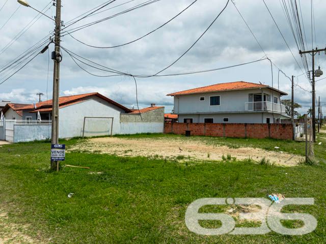 Terreno à Venda em Balneário Barra do Sul - Espaço e Versatilidade com Vista para o Futuro

Descubra o local perfeito para construir a casa dos seus sonhos ou um investimento próspero em Balneário Barra do Sul, SC. Situado no vibrante coração do Centro, este terreno em esquina oferece uma combinação única de localização privilegiada, espaço generoso e acesso fácil, sendo ideal para famílias e investidores que buscam tranquilidade e conveniência.

Localização Privilegiada: Situado no Centro, você estará próximo a comodidades essenciais, incluindo lojas, escolas e serviços locais.
Flexibilidade no Projeto: O terreno permite uma ampla variedade de construções, adequando-se a projetos residenciais personalizados ou a investimentos comerciais devido à sua localização estratégica.
Investimento Valioso: Balneário Barra do Sul é conhecida por seu crescimento constante e valorização imobiliária, tornando este terreno uma excelente escolha para investimento a longo prazo.

Este terreno não é apenas um pedaço de terra, mas um portal para inúmeras possibilidades, oferecendo a base perfeita para construir não apenas edificações, mas também sonhos. Seja para investimento ou para construir a casa dos seus sonhos, este terreno representa uma oportunidade sem igual.

Não perca esta oportunidade única! Entre em contato conosco hoje mesmo e descubra como você pode transformar este espaço no seu próximo grande projeto!
 
636 NEGÓCIOS IMOBILIÁRIOS: A SUA MELHOR ESCOLHA
Com mais de 30 anos de experiência, a 636 Negócios Imobiliários é sua parceira ideal para encontrar o imóvel perfeito. Estamos prontos para ajudá-lo a fazer deste imóvel o seu novo lar.
 
Telefone: (47) 3451-0636
WhatsApp: (47) 99190-0636
 
Não perca esta oportunidade única. Visite nosso site para mais informações: i636.com.br