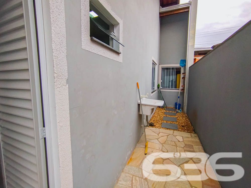 Casa à Venda em Balneário Barra do Sul – Conforto e Lazer Garantidos!

Imóvel bem localizado, próximo a escolas e serviços, com piscina, churrasqueira, dois dormitórios, lavabo e banheiro. A cozinha americana integrada à copa oferece praticidade para o dia a dia.

Ideal para quem precisa de espaço e deseja um lar para toda a família, inclusive para animais de estimação.

Entre em contato e agende sua visita!

636 Negócios Imobiliários: Seu imóvel, sua vida!

Telefone: (47) 3451-0636 | WhatsApp: (47) 99190-0636