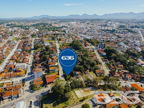 TERRENO DE ESQUINA À VENDA NO BAIRRO ITAUM - ESTUDA PERMUTA
Procura por um lugar para investir e começar aquela construção tão desejada? Então você não pode perder essa grande oportunidade!
Este é um terreno de esquina com 560m² de área total, sendo 14 metros de frente por 40 metros em ambos os lados, com aclive suave.
Está localizado na Rua Monsenhor Gercino, excelente para ponto comercial!
Fale conosco:
Telefone: (47) 3451-0636
WhatsApp: (47) 99190-0636