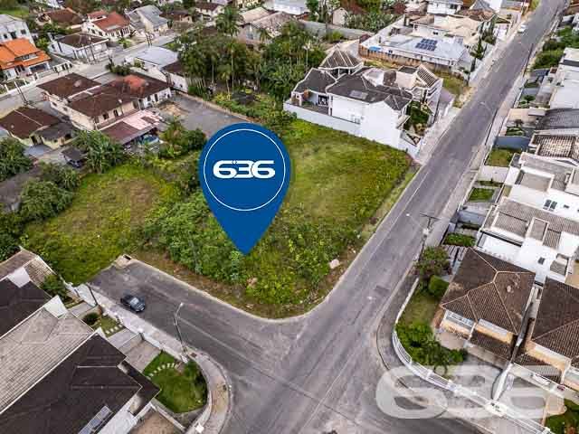 VENDE-SE TERRENO, NO BAIRRO FLORESTA, EM JOINVILLE
São 554m² de terreno amplo, sendo 11m² de frente. Local em boas condições e ótima localização, pronto para obras. Excelente para você que procura por um cantinho para começar aquela construção tão sonhada!
Situado em uma rua pavimentada no bairro Floresta, zona sul de Joinville, ótimo para você que procura por um espaço comercial e com excelentes infraestruturas para começar aquele negócio.
O terreno fica próximo de estabelecimentos e comércios de suma importância diária, com fácil acesso as principais vias da região, há cerca de 20 minutos do centro da cidade.
Uma ótima oportunidade de você adquirir esse vantajoso espaço na maior cidade de Santa Catarina.
Esperamos por você!!!
Fale conosco:
IMOBILIÁRIA 636.
Telefone: (47) 3451-0636
WhatsApp: (47) 99190-0636