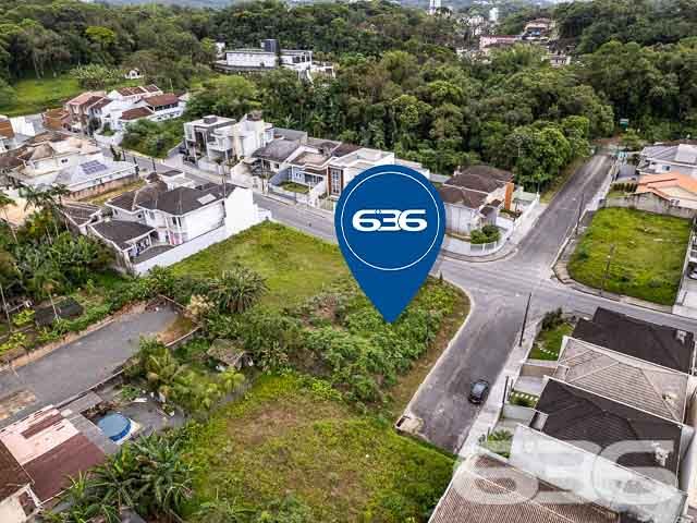 VENDE-SE TERRENO, NO BAIRRO FLORESTA, EM JOINVILLE
São 554m² de terreno amplo, sendo 11m² de frente. Local em boas condições e ótima localização, pronto para obras. Excelente para você que procura por um cantinho para começar aquela construção tão sonhada!
Situado em uma rua pavimentada no bairro Floresta, zona sul de Joinville, ótimo para você que procura por um espaço comercial e com excelentes infraestruturas para começar aquele negócio.
O terreno fica próximo de estabelecimentos e comércios de suma importância diária, com fácil acesso as principais vias da região, há cerca de 20 minutos do centro da cidade.
Uma ótima oportunidade de você adquirir esse vantajoso espaço na maior cidade de Santa Catarina.
Esperamos por você!!!
Fale conosco:
IMOBILIÁRIA 636.
Telefone: (47) 3451-0636
WhatsApp: (47) 99190-0636