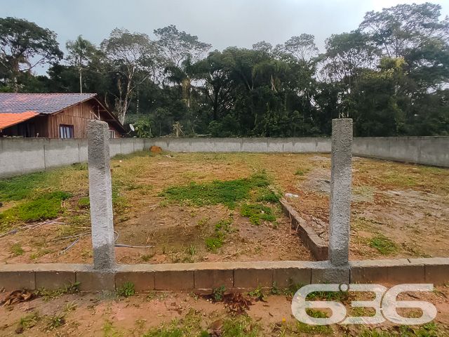 TERRENO PERFEITO PARA INVESTIDORES EM UBATUBA, SÃO FRANCISCO DO SUL
Este terreno excepcional, com 360m² de área total, oferece 18 metros de frente e 20 metros de lateral, apresentando-se como um lote plano e limpo. É a tela em branco perfeita para construir seus sonhos, seja para residências geminadas ou para um investimento inteligente.
Potencial Ilimitado para Construção
Imagine as possibilidades neste terreno: desde a construção de casas geminadas, ideais para famílias que buscam conforto e praticidade, até projetos de investimento com alto retorno. A natureza plana e limpa do lote facilita o início de qualquer construção.
Uma Localização Estratégica em Ubatuba
Situado no bairro Ubatuba, em São Francisco do Sul, este terreno está em uma localização privilegiada. A área é conhecida por sua tranquilidade e beleza, oferecendo um estilo de vida desejável para futuros moradores ou inquilinos.
636 Negócios Imobiliários: Seu Parceiro de Confiança
Com mais de 30 anos de experiência no mercado imobiliário, a 636 Negócios Imobiliários é especialista em transformar oportunidades em realidades concretas.
Para mais informações sobre este terreno em Ubatuba, São Francisco do Sul, entre em contato conosco pelo telefone (47) 3451-0636 ou WhatsApp (47) 99190-0636. Estamos prontos para ajudá-lo a realizar seu projeto de investimento!