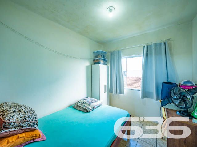 Apresentamos uma propriedade excepcional, localizada em Balneário Barra do Sul, no bairro Salinas, um dos locais mais tranquilos e acolhedores para se viver.
Detalhes do Imóvel:
Com um design interior elegante, esta casa possui 9 dormitórios aconchegantes, 6 banheiros completos, 6 amplas salas de estar e 6 cozinhas modernas com copa, todas conjugadas. Além disso, inclui 4 sacadas com vistas deslumbrantes, ideais para apreciar os belos entardeceres. A suíte vem equipada com um closet espaçoso, proporcionando privacidade e conforto.
Exterior e Vistas:
Garagem: 3 vagas descobertas e 4 cobertas
Uma das grandes vantagens deste imóvel são suas generosas sacadas, oferecendo uma vista serena para o litoral e o cenário verdejante que cerca a propriedade, permitindo uma integração sem igual com a natureza.
Qualidade e Conforto:
A residência dispõe de acabamentos de alta qualidade e uma arquitetura que otimiza o espaço e a luz natural, criando ambientes calorosos e convidativos.
Este imóvel não apenas representa um lugar para morar, mas sim uma oportunidade para viver em um ambiente de serenidade e beleza, perto das belezas naturais de Balneário Barra do Sul. Com sua localização estratégica, oferece fácil acesso a comércios, serviços e, claro, ao espetacular litoral catarinense.
Para Mais Informações e Agendamento de Visitas:
Entre em contato com a 636 Negócios Imobiliários e descubra mais sobre este incrível sobrado que pode ser o próximo capítulo da sua vida. Sua grande oportunidade de morar bem com luxo, conforto e tranquilidade está aqui.
636 Negócios Imobiliários - Mais de 30 anos de excelência no mercado imobiliário.
636 NEGÓCIOS IMOBILIÁRIOS: A SUA MELHOR ESCOLHA
Com mais de 30 anos de experiência, a 636 Negócios Imobiliários é sua parceira ideal para encontrar o imóvel perfeito. Estamos prontos para ajudá-lo a fazer deste imóvel o seu novo lar.
Telefone: (47) 3451-0636
WhatsApp: (47) 99190-0636
Não perca esta oportunidade única. Visite nosso site para mais informações: i636.com.br