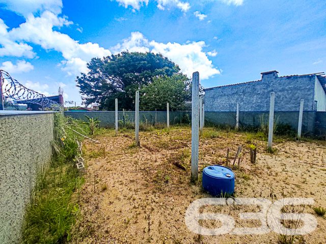 ???? Oportunidade Única na Maravilhosa Praia do Ervino, São Francisco do Sul - SC! ????
Seu pedacinho de paraíso espera por você a apenas 800 metros da deslumbrante Praia do Ervino. ???? Este terreno exclusivo de 364 m², completamente murado, oferece a oportunidade de construir o refúgio dos seus sonhos em uma das praias mais encantadoras de Santa Catarina.
???? Próximo ao Mar: A apenas 800 metros da Praia do Ervino, este terreno oferece a conveniência de estar próximo à areia e ao mar, permitindo que você aproveite a beleza natural sempre que desejar.
Localização Privilegiada:
Este terreno representa uma rara oportunidade de investimento na paradisíaca São Francisco do Sul. Desfrute da qualidade de vida à beira-mar, com fácil acesso a comodidades locais e atrações turísticas.
Não deixe essa chance escapar!
Contate-nos agora mesmo para mais informações ou agendar uma visita ao local. Faça parte deste cenário deslumbrante, construindo sua casa no coração da Praia do Ervino. ???? Seu futuro à beira-mar começa aqui! ????????
Com mais de 30 anos de experiência, a 636 Negócios Imobiliários é sua aliada na busca pelo imóvel ideal. Entre em contato pelo telefone (47) 3448-3636 ou WhatsApp (47) 99190-0636 e dê o primeiro passo para a vida na praia que você sempre sonhou.