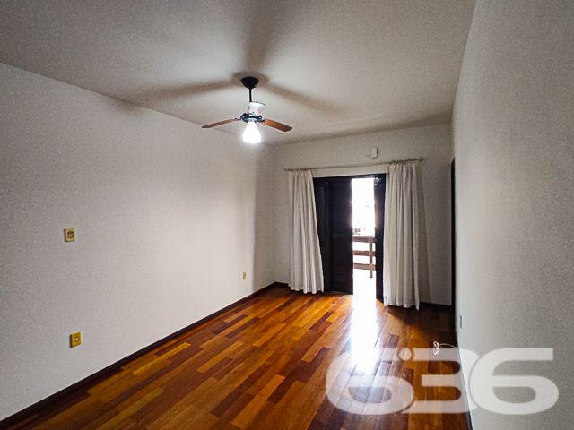 Sobrado a 330m da Praia em Itaguaçu, Ubatuba - São Francisco do Sul, SC

Encante-se com este sobrado excepcional, a apenas 330 metros da deslumbrante Praia de Itaguaçu. Construção sólida, terreno amplo e proximidade conveniente com o mar.
Desfrute da tranquilidade a poucos passos do oceano, em uma das áreas mais desejadas de São Francisco do Sul.

Não perca a chance! Entre em contato para agendar uma visita.
Fale conosco: 
Telefone: 47 3448-3636
WhatsApp: 47 99190-0636

Imobiliária 636.
