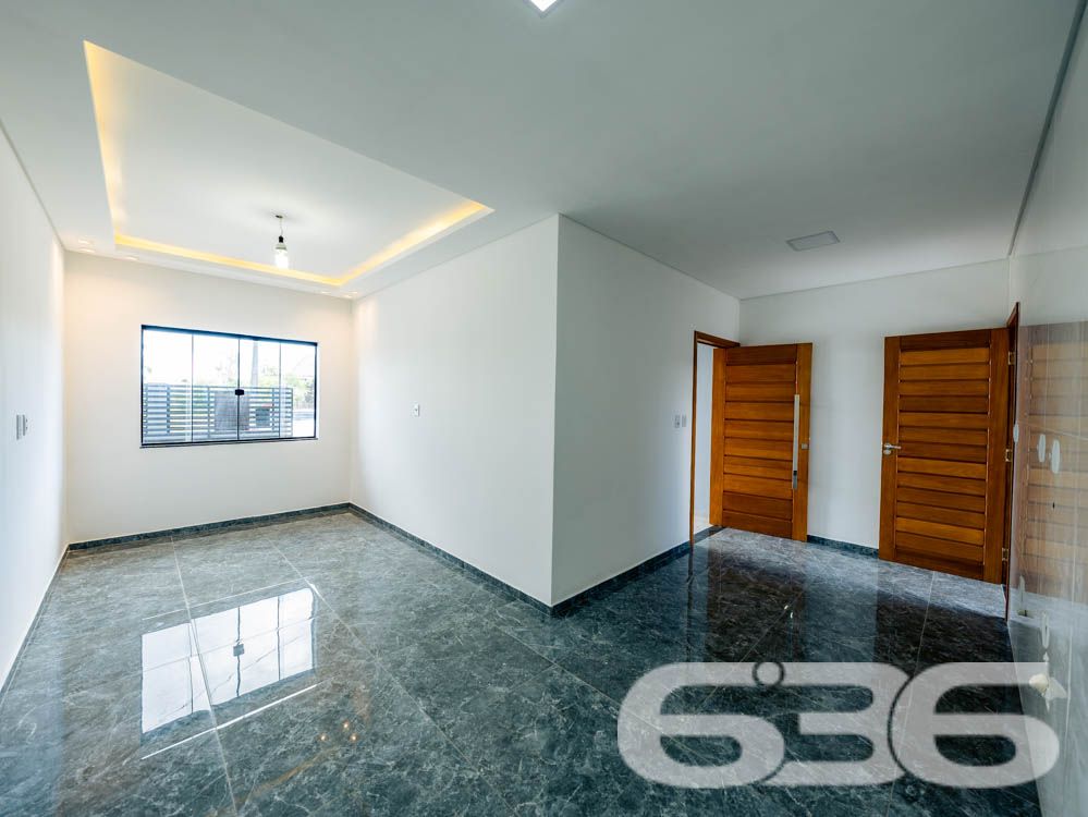 Descubra o lar dos seus sonhos com a 636 Negócios Imobiliários! Apresentamos um imóvel geminado térreo, meticulosamente projetado, localizado no vibrante coração de Balneário Barra do Sul, SC. Este imóvel oferece a combinação perfeita de estilo, conforto e conveniência, ideal para quem busca qualidade de vida e valorização imobiliária.
Características do Imóvel:
Quartos: 2 dormitórios amplos, garantindo privacidade e espaço.
Banheiro: 1 banheiro social com acabamentos modernos.
Cozinha: Conceito aberto com design moderno, ideal para quem gosta de integrar ambientes ao cozinhar.
Sala de Estar: Espaçosa, com excelente iluminação natural, ideal para momentos de relaxamento e convívio.
Garagem: Coberta, proporcionando segurança e conveniência.
Localização Privilegiada: Situado no Centro de Balneário Barra do Sul, você estará próximo a escolas, mercados e ampla variedade de comércios e serviços. Tudo o que você precisa ao seu alcance!
Segurança: Imóvel completamente murado, garantindo privacidade e segurança.
Este geminado não apenas atende às suas necessidades diárias, mas excede expectativas com um terreno em nível elevado em relação à rua, garantindo um destaque natural e uma visão privilegiada da região.
Invista no seu futuro com a 636 Negócios Imobiliários. Venha conhecer seu novo lar em Balneário Barra do Sul, um ambiente acolhedor e pronto para criar memórias duradouras. Agende sua visita hoje mesmo e surpreenda-se!
636 NEGÓCIOS IMOBILIÁRIOS: A SUA MELHOR ESCOLHA
Com mais de 30 anos de experiência, a 636 Negócios Imobiliários é sua parceira ideal para encontrar o imóvel perfeito. Estamos prontos para ajudá-lo a fazer deste imóvel o seu novo lar.
Telefone: (47) 3451-0636
WhatsApp: (47) 99190-0636
Não perca esta oportunidade única. Visite nosso site para mais informações: i636.com.br
