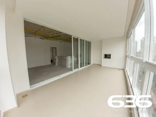 BELÍSSIMO APARTAMENTO DE ALTO PADRÃO NO CENTRO DE