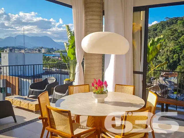 LUXO E EXLUSIVIDADE: APARTAMENTO DE ALTÍSSIMO PADR