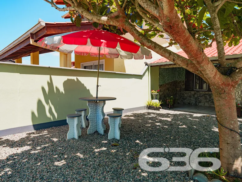 Sobrado dos Sonhos em Balneário Barra do Sul - Amp