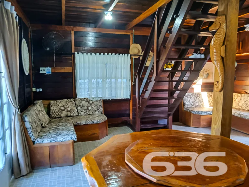 Sobrado à venda no bairro Salinas, Balneário Barra