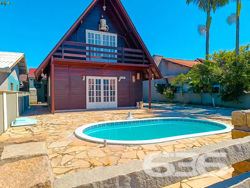 Sobrado à venda no bairro Salinas, Balneário Barra