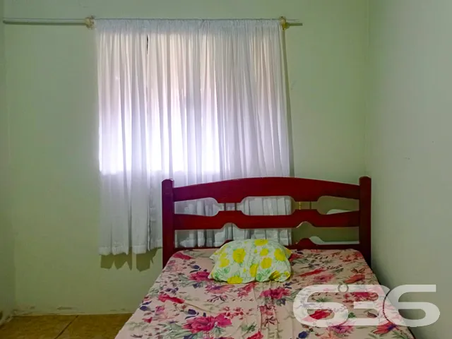 CASA DE 3 QUARTOS NO BAIRRO SALINAS - ESTUDA PERMU