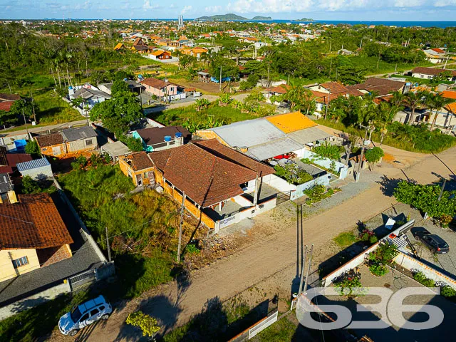 CASA DE 3 QUARTOS NO BAIRRO SALINAS - ESTUDA PERMU