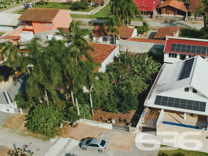 EXCELENTE TERRENO NO BAIRRO PINHEIROS

Esta é uma 