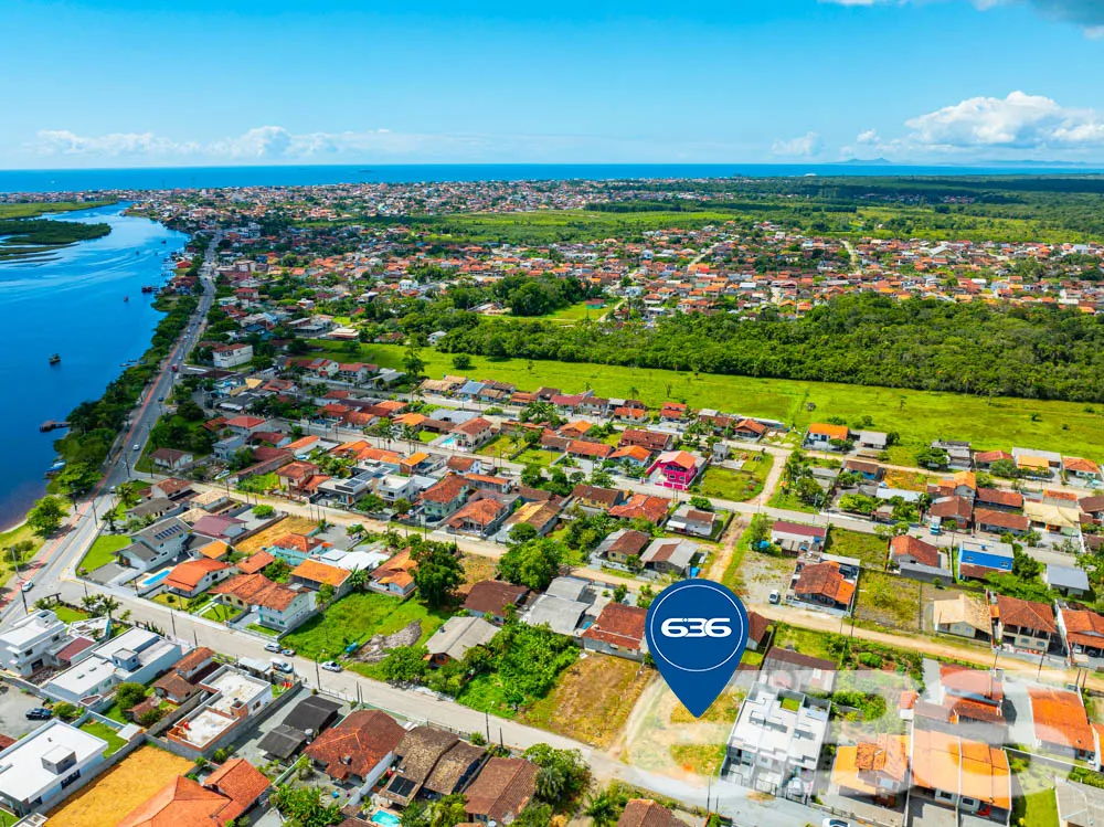 Terreno à Venda em Balneário Barra do Sul – Próxim