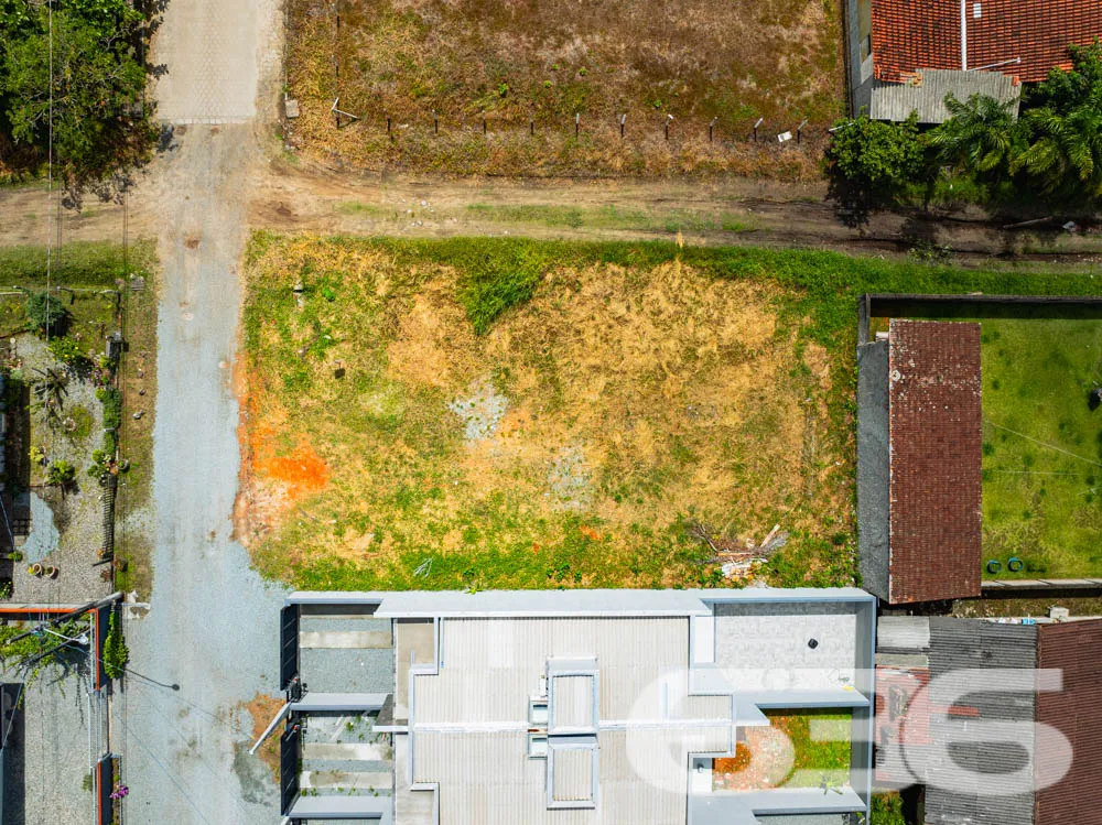 Terreno à Venda em Balneário Barra do Sul – Próxim