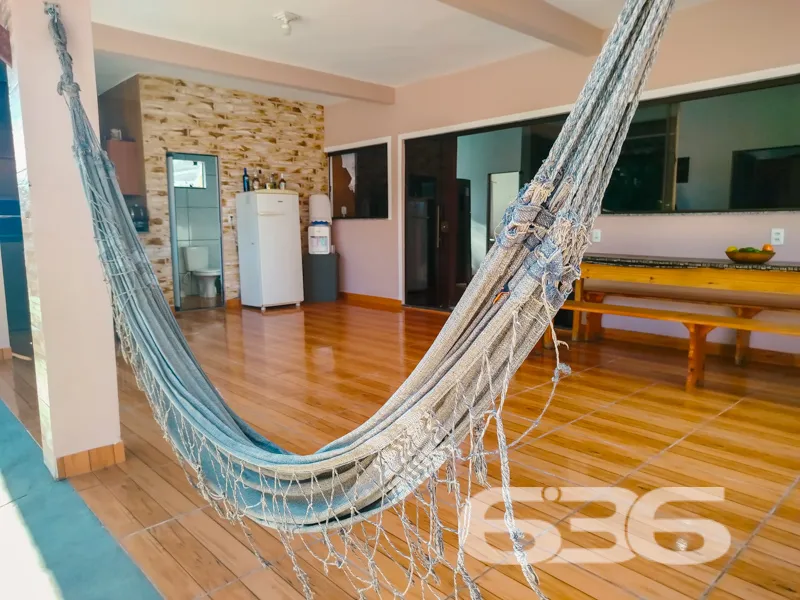 Casa à venda no bairro Costeira, em Balneário Barr
