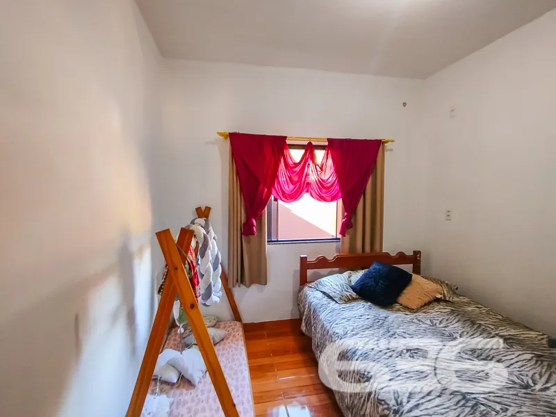 Casa à venda no bairro Costeira, em Balneário Barr