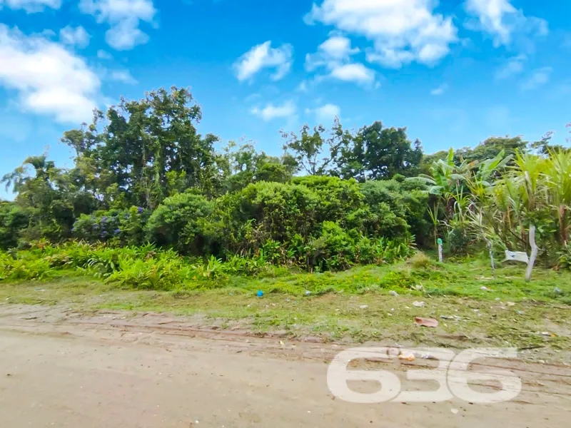 Descubra um pedaço do paraíso em Balneário Barra d
