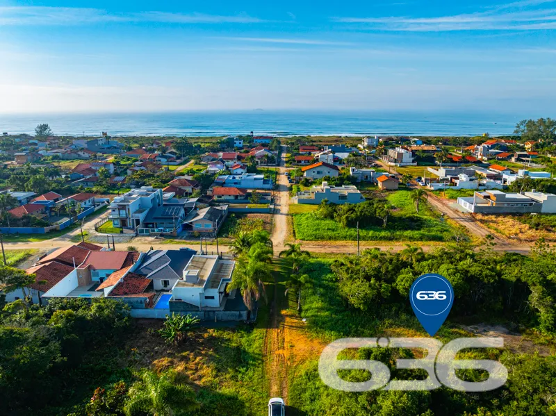 OPORTUNIDADE IMPERDÍVEL A POUCOS METROS DO MAR!

A