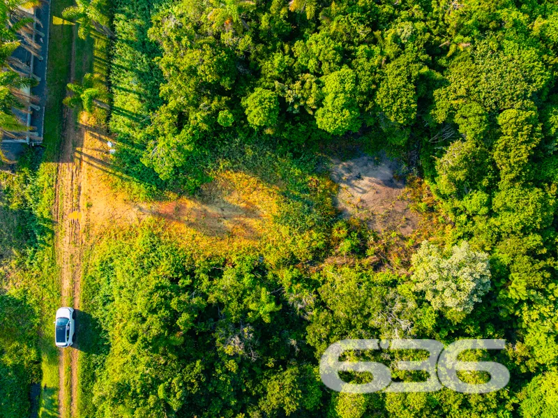 OPORTUNIDADE IMPERDÍVEL A POUCOS METROS DO MAR!

A