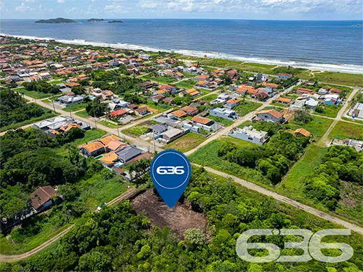 OPORTUNIDADE IMPERDÍVEL A POUCOS METROS DO MAR!

A