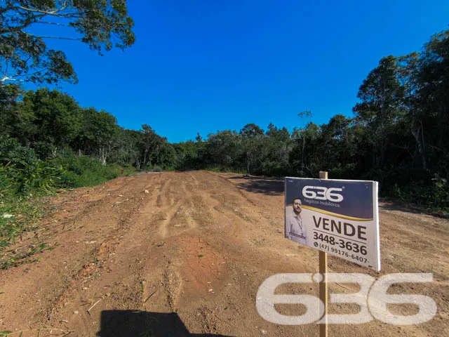 OPORTUNIDADE IMPERDÍVEL A POUCOS METROS DO MAR!

A