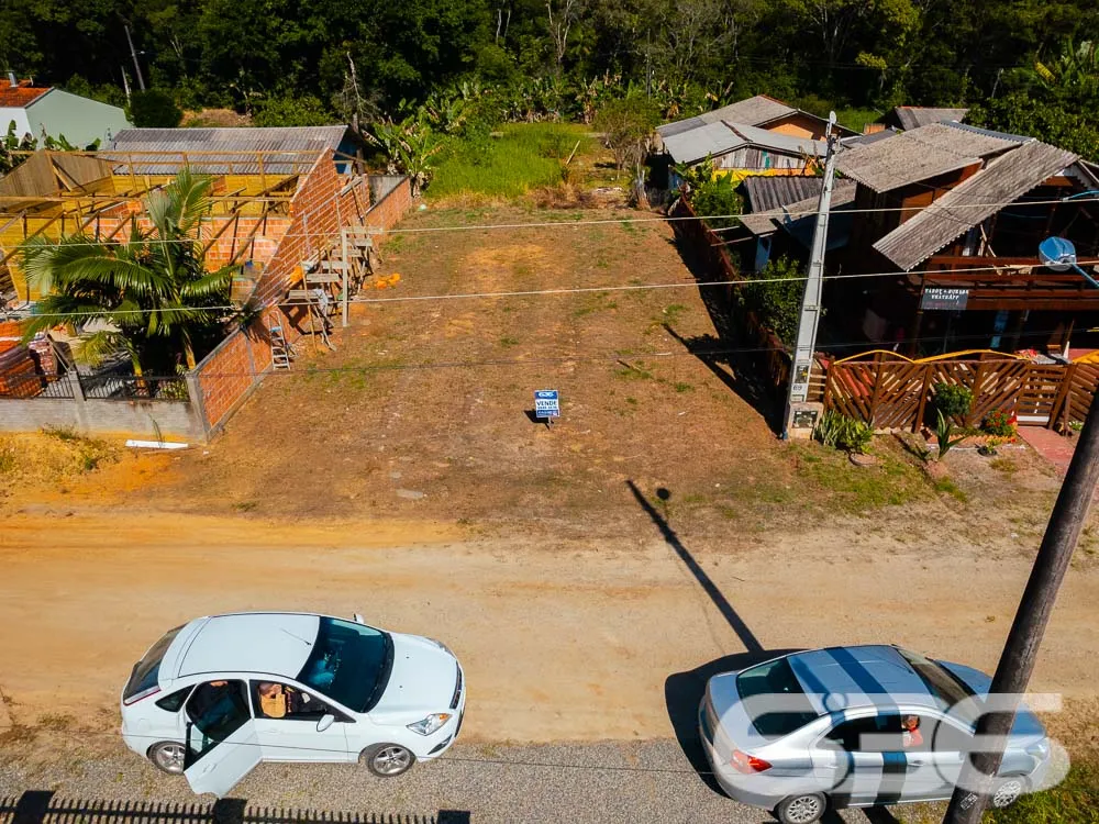 VENDE-SE TERRENO PRONTO PARA CONSTRUIR NO BAIRRO S