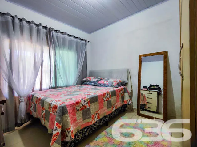 RESIDÊNCIA TÉRREA À VENDA EM BALNEÁRIO BARRA DO SU