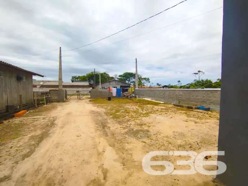 Casa à venda no bairro Salinas em Balneário Barra