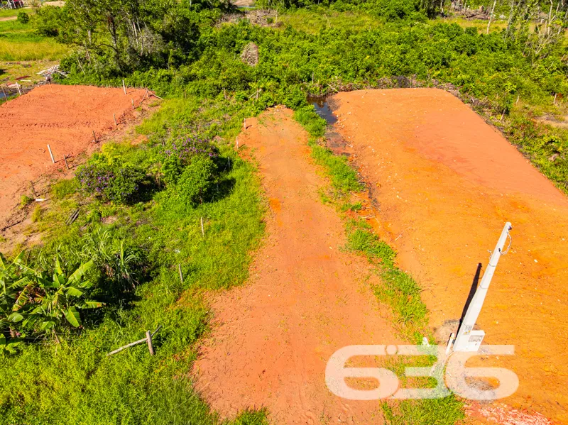 Terreno à venda no bairro Salinas, em Balneário Ba