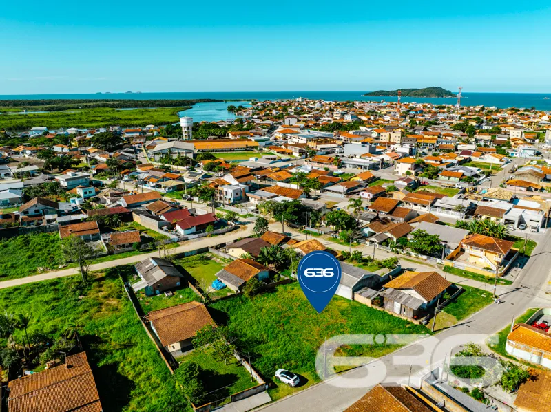 Terreno à venda no Centro de Balneário Barra do Su