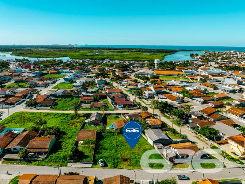 Terreno à venda no Centro de Balneário Barra do Su