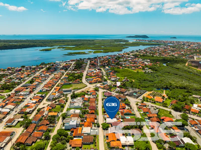Casa à venda na Costeira, Balneário Barra do Sul,