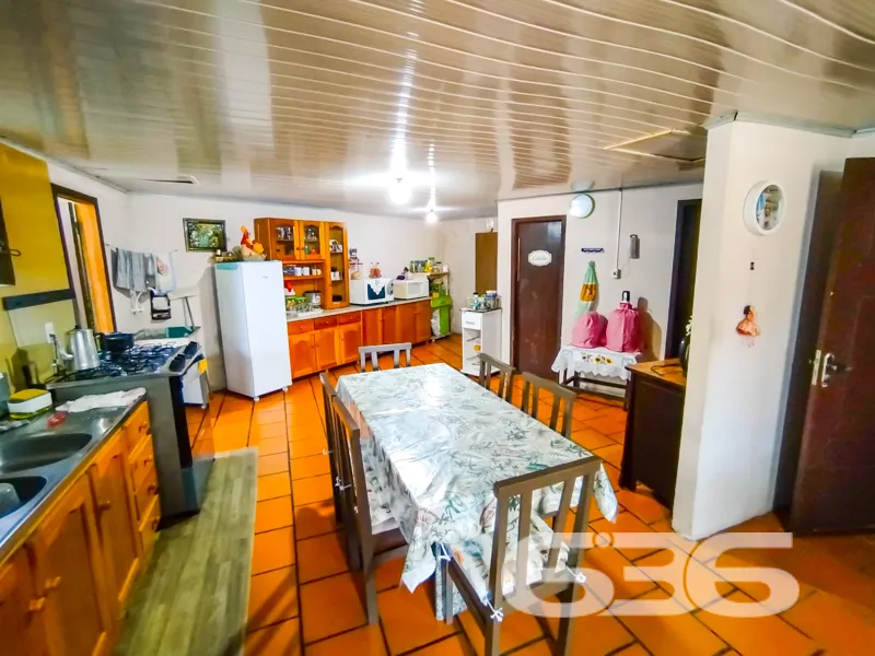 Oportunidade Única de Moradia: Residência Térrea e